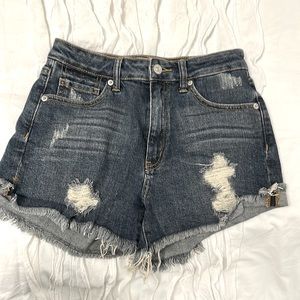 High waist distressed cutoff denim shorts